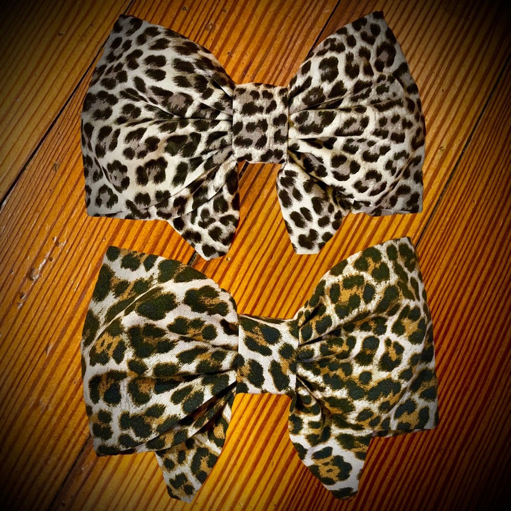 Handmade Girl Hair Bow animal print / leop…